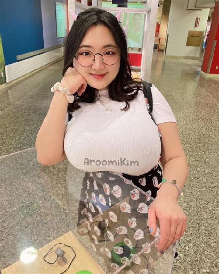 Aroomi Kim: Bio, TikTok, & More - What You Need to Know!