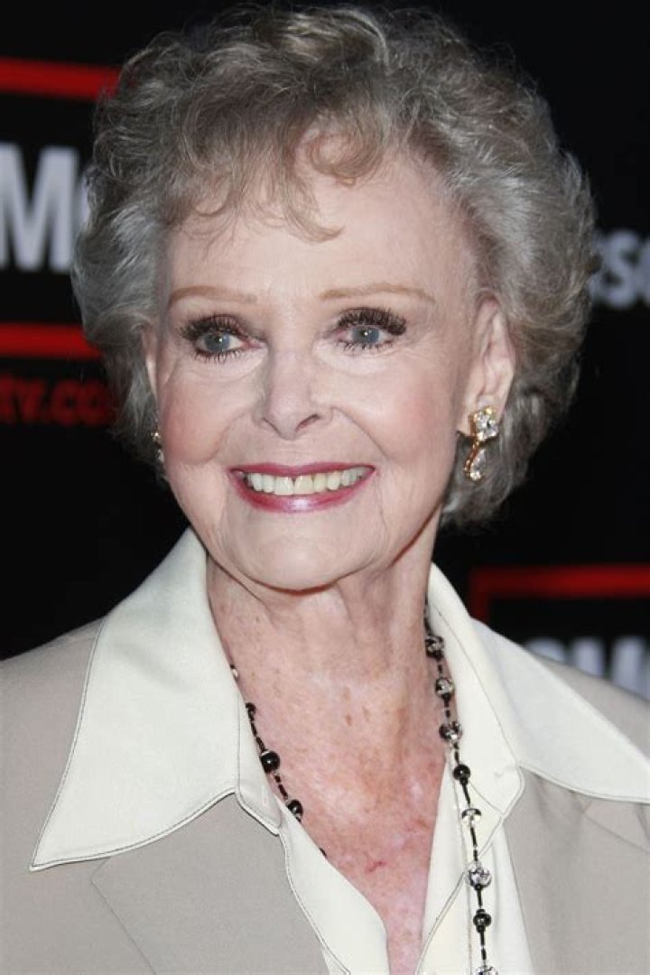 Barbara Eden's Net Worth: Unveiling the Legacy of a Hollywood Icon