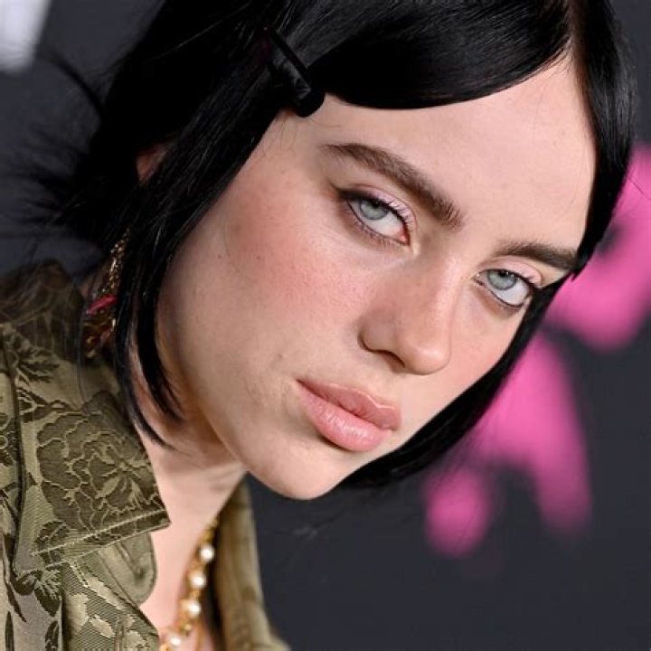 Billie Eilish Hot Nudes: Debunking Myths and Understanding the Bigger Picture