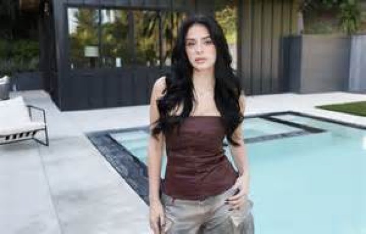 Camilla Araujo: The Rising Star in the World of Art