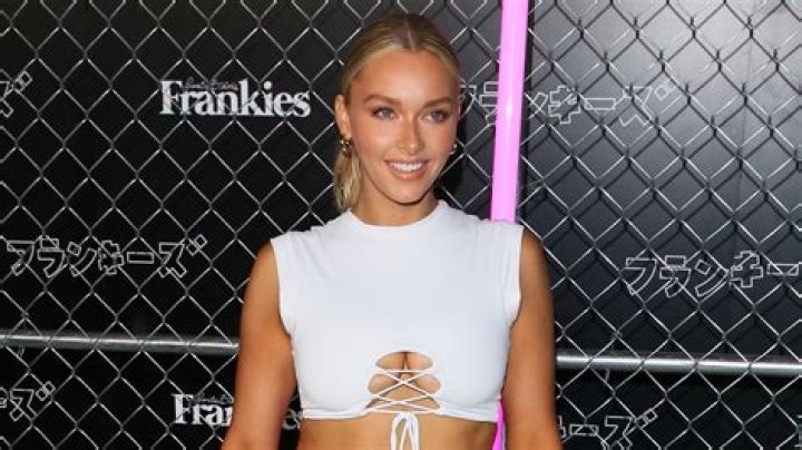 Camille Kostek Naked: A Comprehensive Look into the Model&rsquo;s Career and Influence