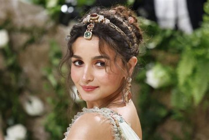 Captivating Content and Exclusive Updates on Aalya Vural's OnlyFans