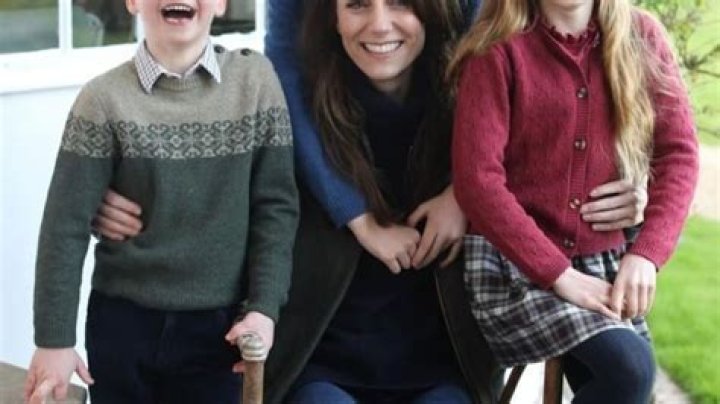 Captivating Royal Family Photos: A Glimpse into the Lives of Royalty