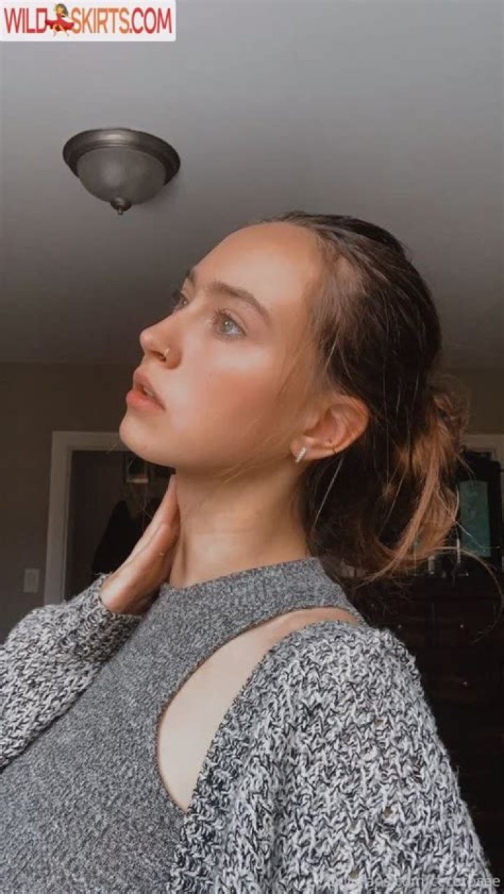 CeCeRosee Nude: Understanding the Controversy and Focusing on Positivity