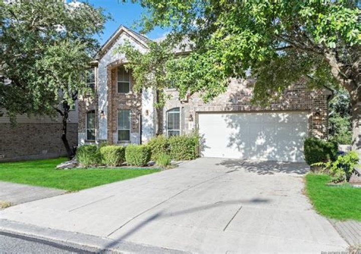 Chapel Roan Heights: Stunning Homes & Views