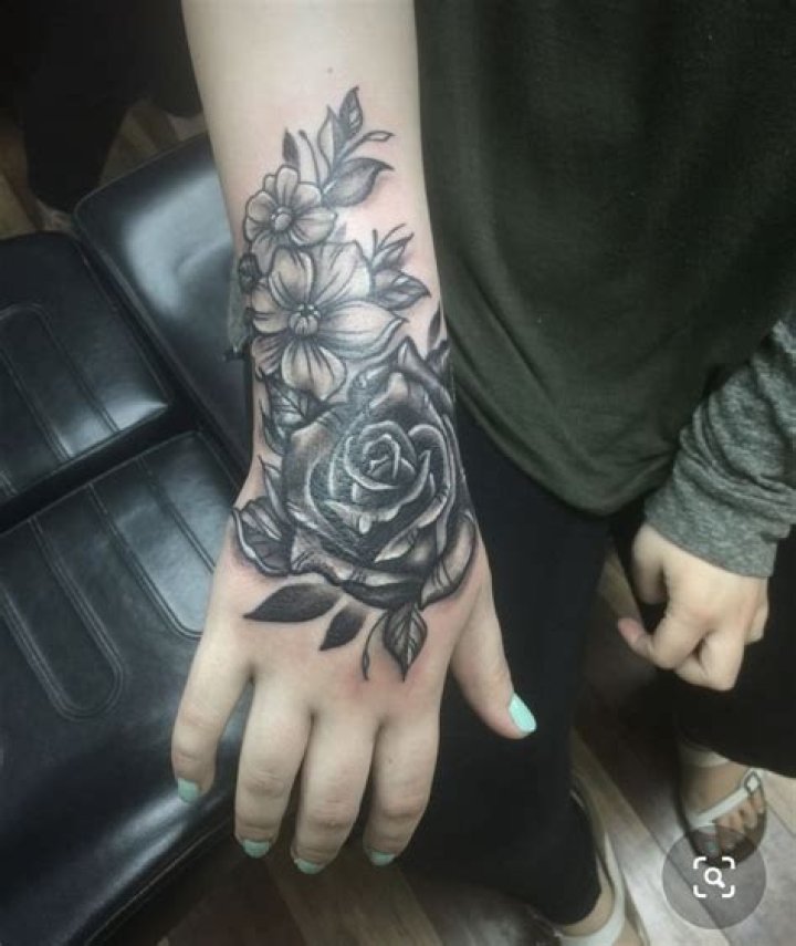 Cover Up Hand Tattoos for Females: Effective Techniques and Tips