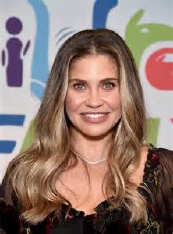 Danielle Fishel Body Measurements: Insights into the Life of a Beloved Actress