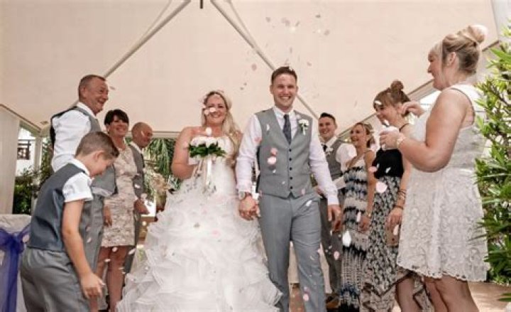 David and Rebecca Muir Wedding Pictures: The Love Story Behind the Lens