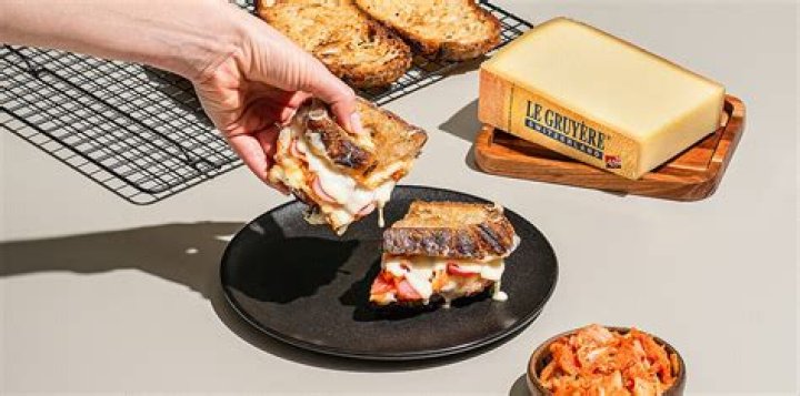 Emmental AOP Sandwich: A Culinary Delight for Cheese Lovers