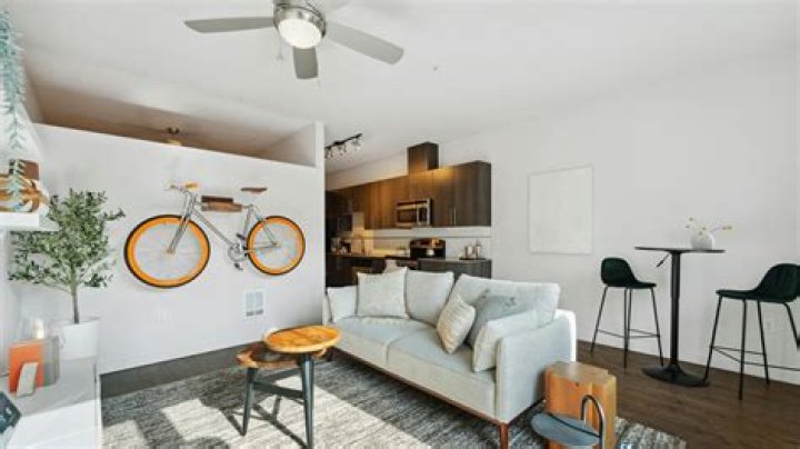 Exploring the Charm of AMLI South Lake Union: A Comprehensive Guide