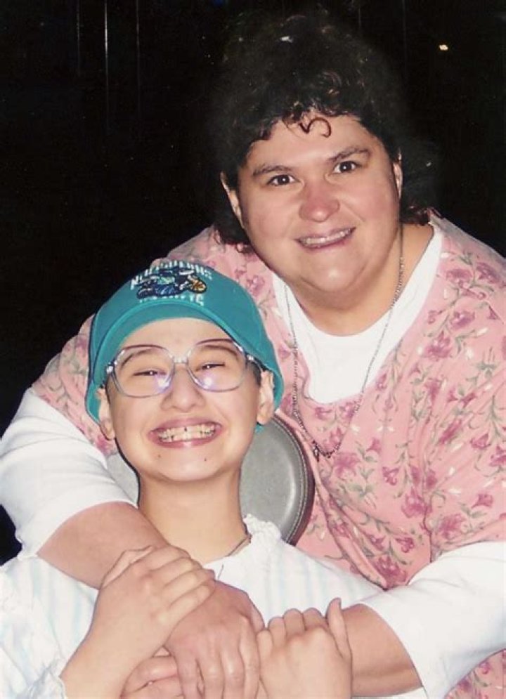 Exploring the Intriguing Connection Between Gypsy Rose and Pete Davidson