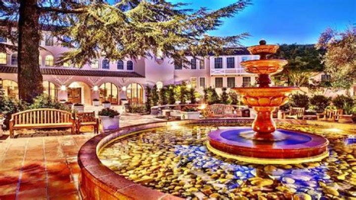 Exploring the Luxurious Experience at Hotel Fairmont Sonoma
