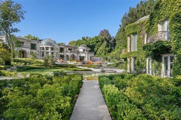 Exploring the Playboy Mansion: A Glimpse into its Iconic Legacy