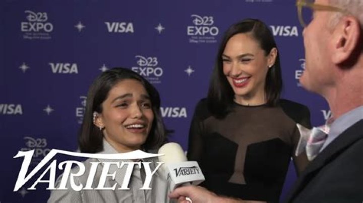 Gal Gadot Nude: The Truth Behind the Headlines and Why It Matters