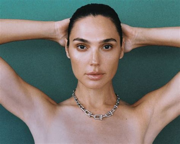 Gal Gadot Nudes: A Deep Dive Into the Controversy, Facts, and Myths