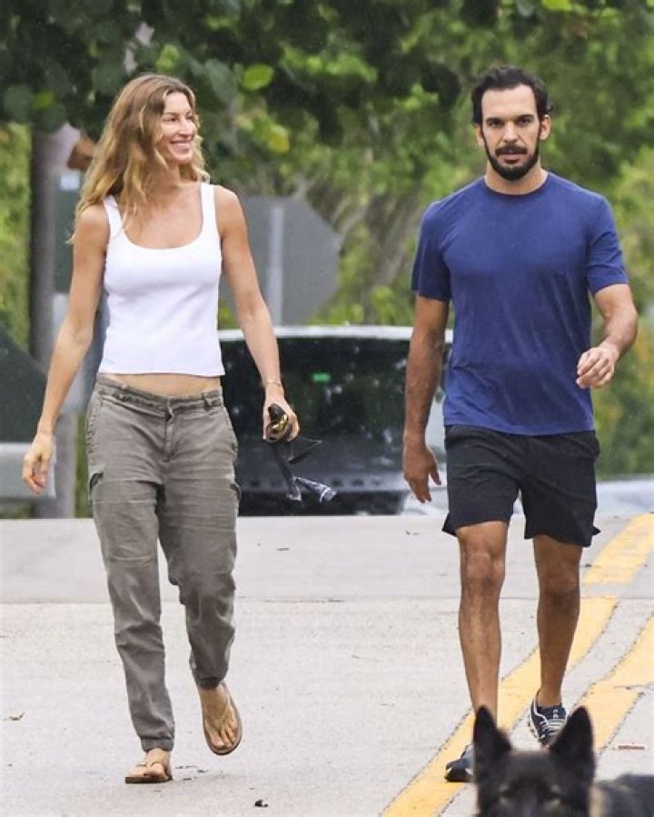Gisele Bündchen's Boyfriend: A Deep Dive into Her Romantic Life