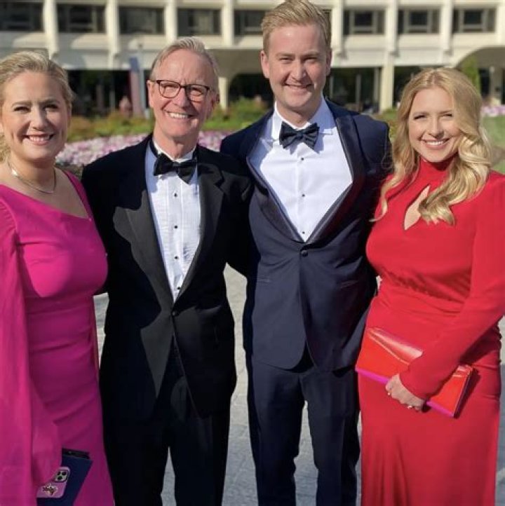 Hillary Vaughn & Peter Doocy: Health & News - What's the Story?