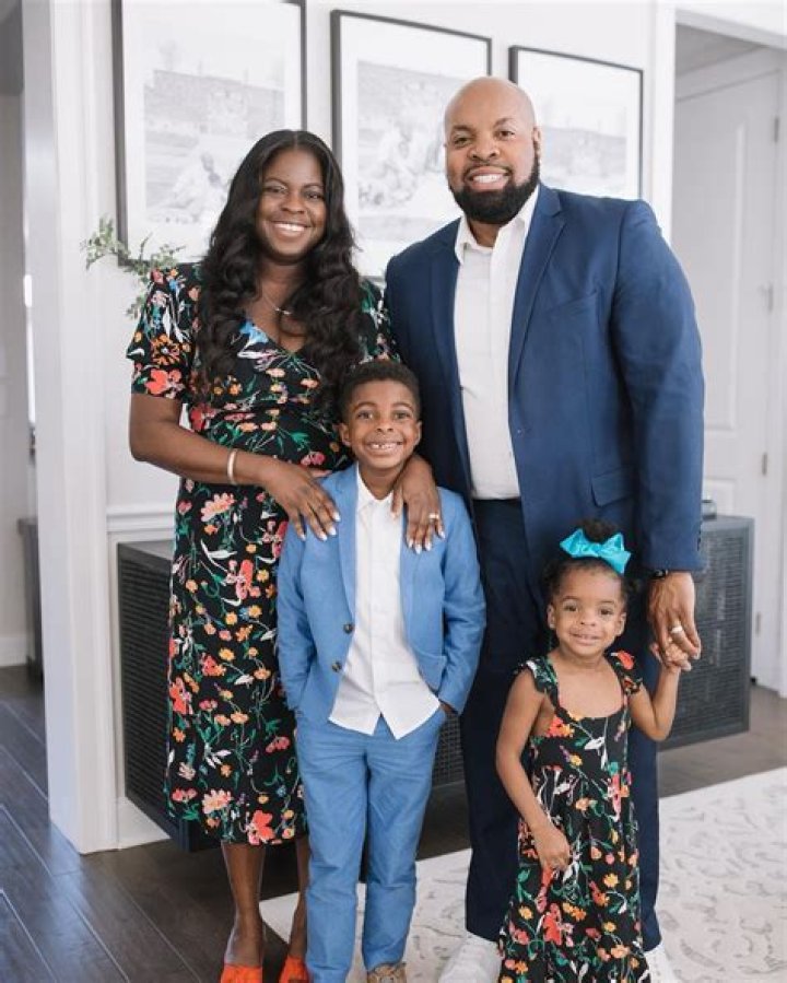 How Many Children Does Jasmine Crockett Have?
