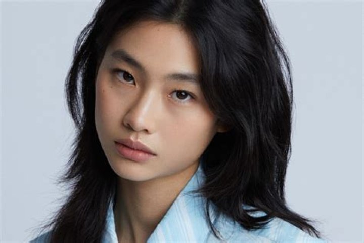 Hoyeon Jung: The Rising Star of Global Fashion and Entertainment
