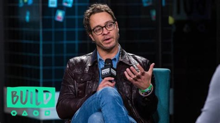 Is Amos Lee Married? 2024 Update