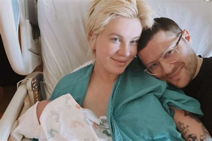Is Andy Baldwin Married? Unraveling the Personal and Professional Life of a Renowned Bachelor