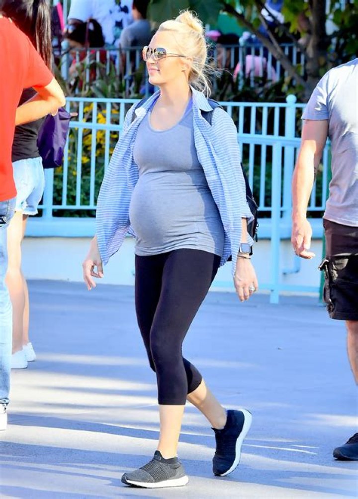 Is Carrie Underwood Pregnant Again? Exploring the Rumors and Reality