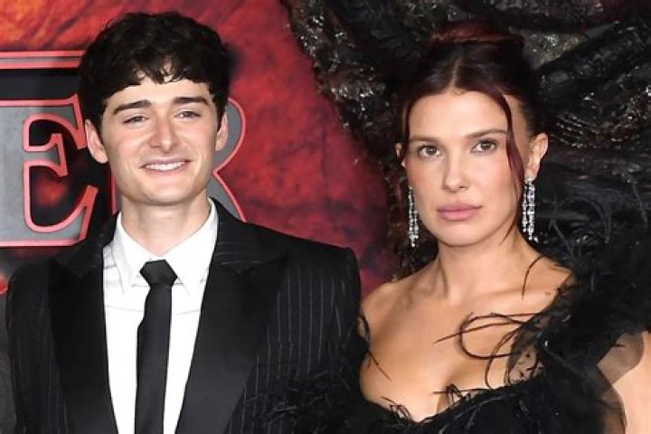 Is Noah Schnapp in a Relationship? The Truth Behind the Rumors