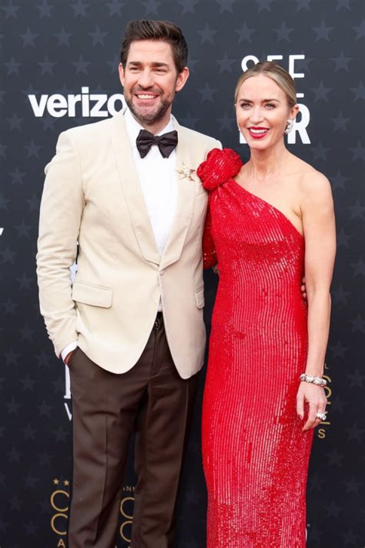 Jenna Fischer and John Krasinski Relationship: A Deep Dive into Their On-Screen and Off-Screen Chemistry
