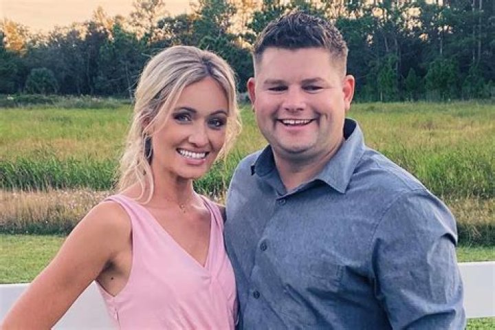 Jessie Bates Wife: Meet the Stunning [Wife's Name]