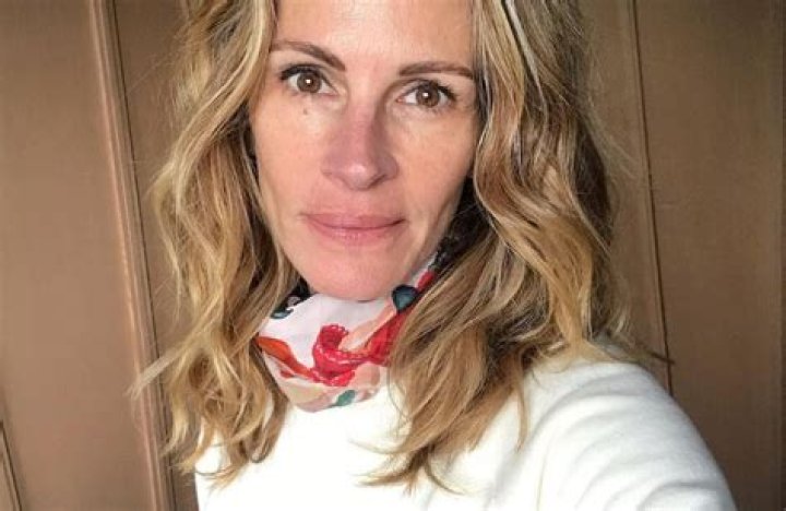 Julia Roberts Haircut 2023: The Iconic Styles Making Waves