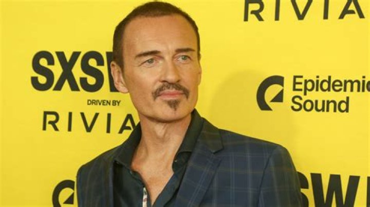 Julian McMahon's Health Update: Illness Details Revealed