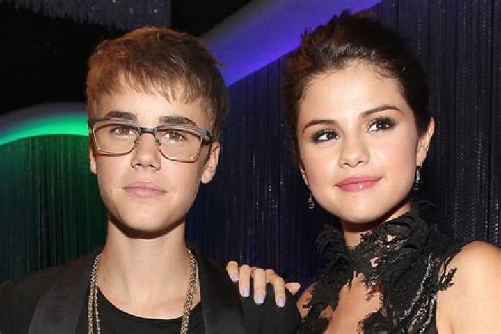Justin Bieber and Selena Gomez Age: A Deep Dive into Their Relationship Timeline