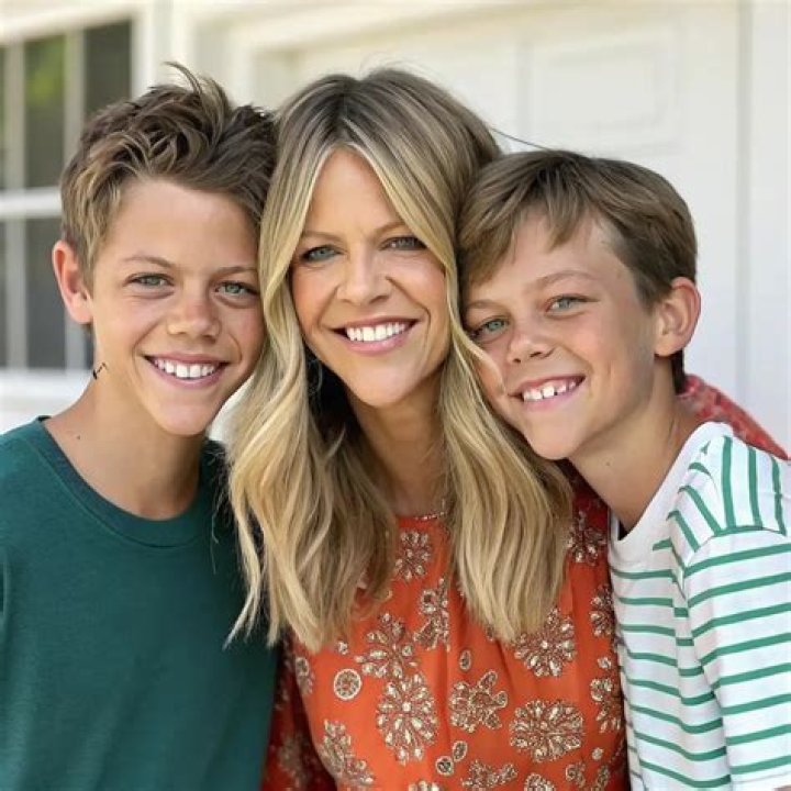 Kaitlin Olson Siblings: Family Insights & News