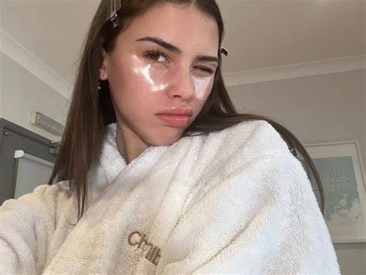 Leah Halton Fake Nudes: The Truth Behind the Controversy and What You Need to Know