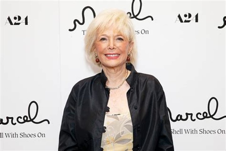 Lesley Stahl: Height, Age, Bio & More - Get the Facts!