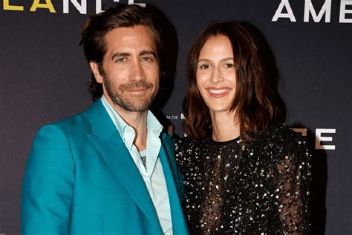 Maggie Gyllenhaal Net Worth: A Deep Dive into Her Wealth and Career