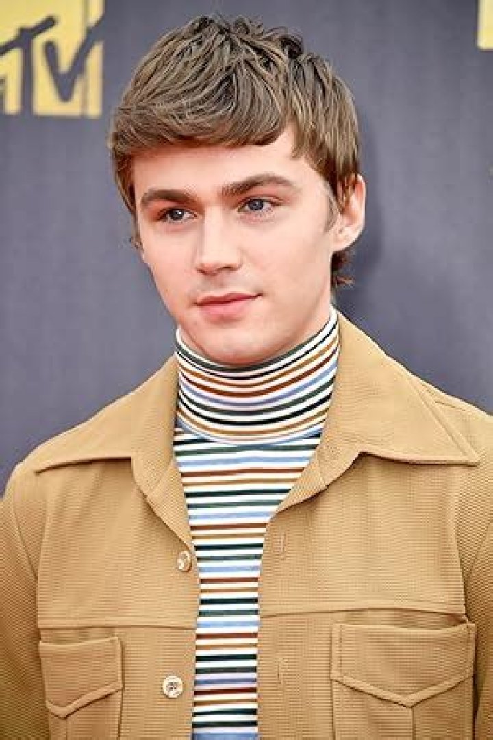Miles Heizer: His Impact & Legacy
