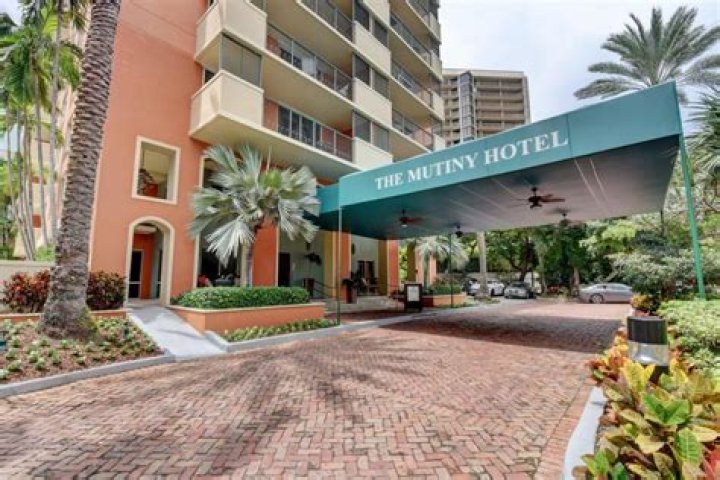 Mutiny Hotel: A Luxurious Escape in Miami's Coconut Grove