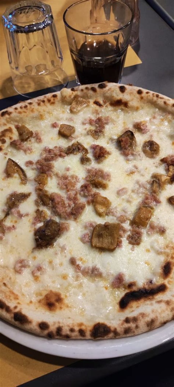Pizzeria Da Marco: A Culinary Journey Through Authentic Italian Pizza