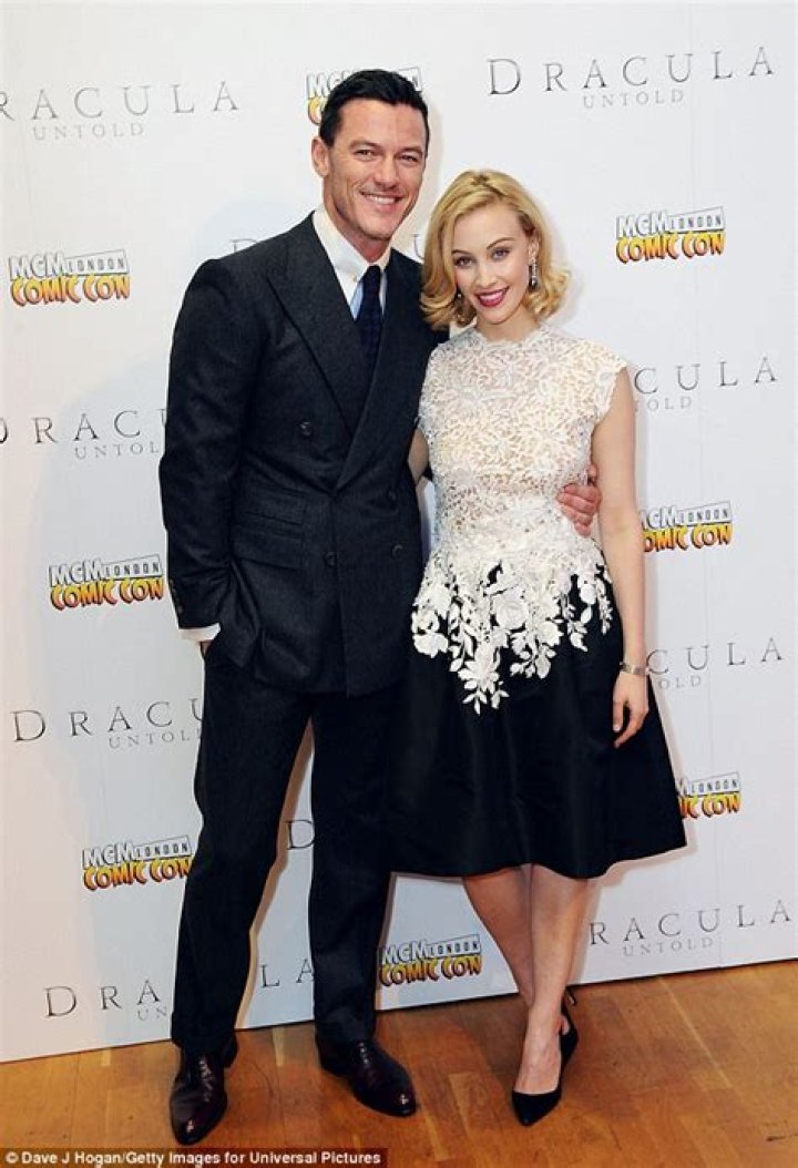 Sarah Gadon Husband: A Comprehensive Look into Her Life and Love