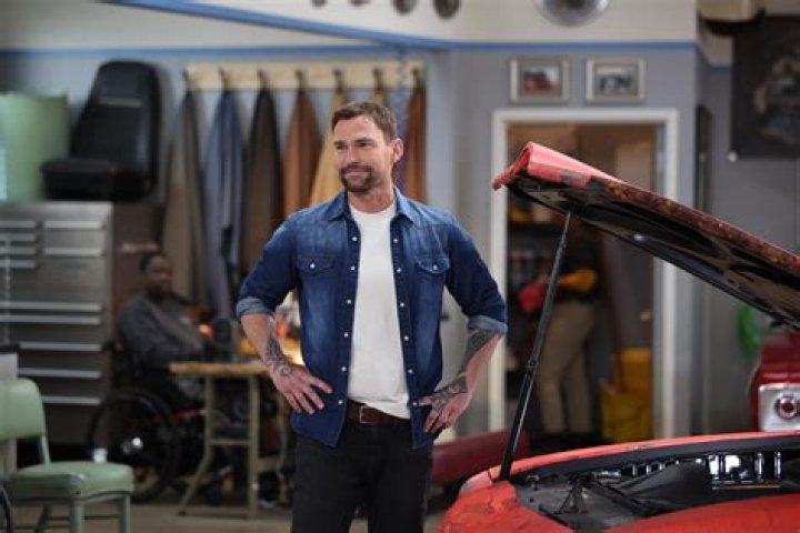 Sean William Scott: The Journey of a Comedic Icon
