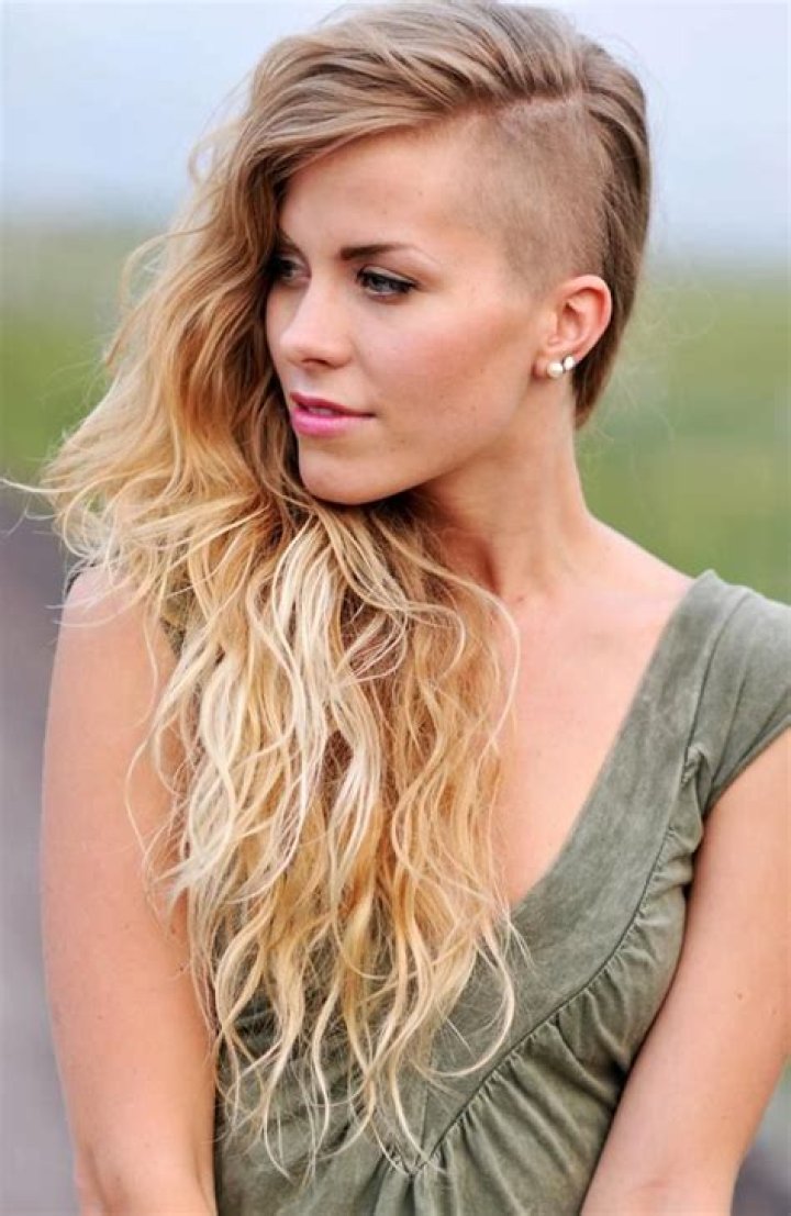Short One Side Shaved Hairstyles: The Trendy Look for Bold Individuals