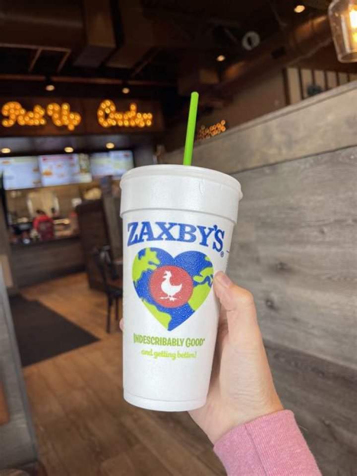 The Ultimate Guide to Zaxby’s Drinks: What to Sip While You Dine