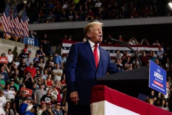 Trump's New Haircut: A Comprehensive Look at the Style, Politics, and Public Reaction