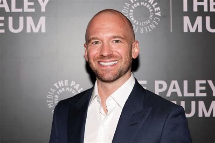 Uncovering Sean Evans' Age: A Journey to the Star's Demography