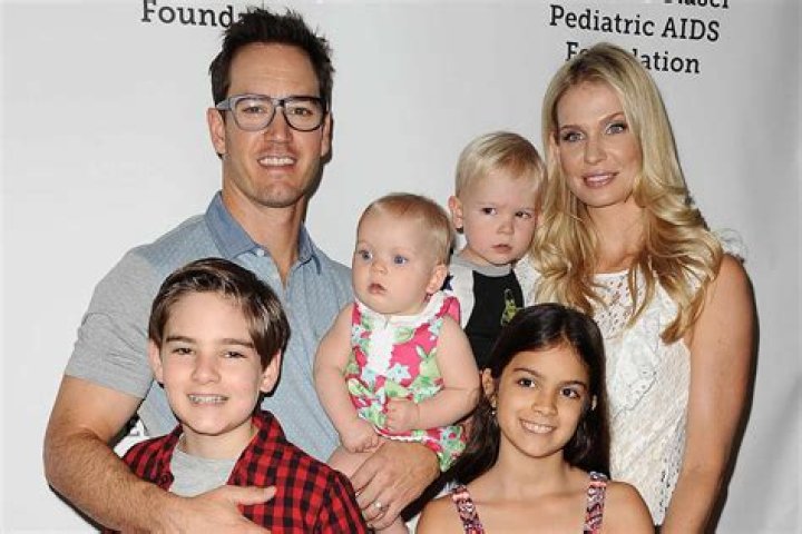 Unraveling the Family Ties of Mark Paul Gosselaar: His Mom and Dad