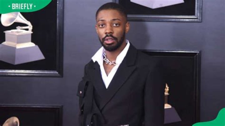 Unveiling Brent Faiyaz's Height: How Tall is the Rising Star?