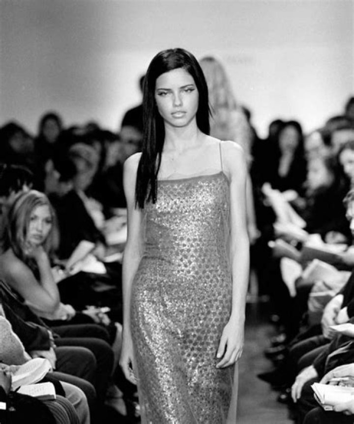 Unveiling the Adriana Lima 1998 Incident: A Deep Dive into Her Early Career and Challenges