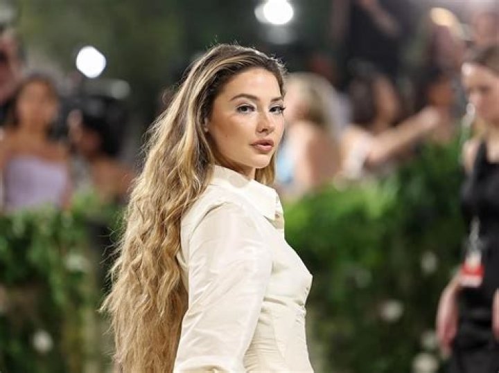 Unveiling the Allure: Madelyn Cline Naked