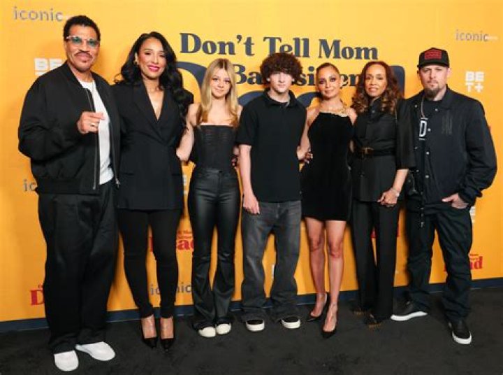 Unveiling the Life of Nicole Richie's Biological Mom: A Journey Through Time